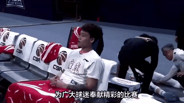 DWG前途光明！，Uzi新星反败为胜表现突出引发球迷热议(月亮之上凤凰传奇合唱)
