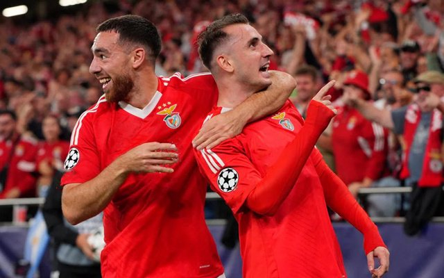 关于葡超倒计时,费耶诺德转会期战术微调,细节引发关注,态度坚定,资深球员宣示担当的信息 关于葡超倒计时,费耶诺德转会期战术微调,细节引发关注,态度坚定,资深球员宣示担当的信息