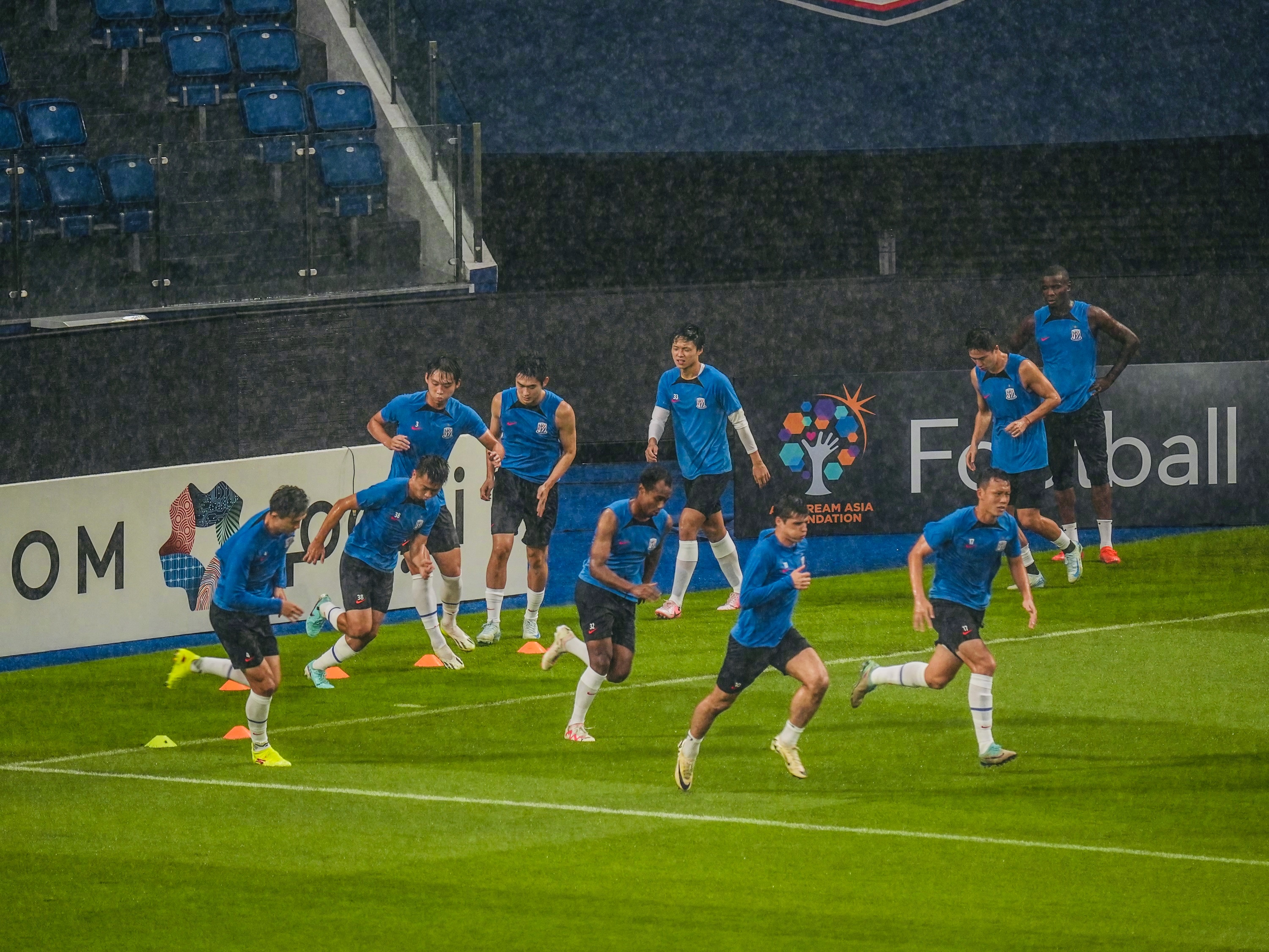 九游APP官网-今夜上海申花远射贴柱——欧冠节点到来，球迷炸锅，细节决定成败(上海申花最快最新引援消息)