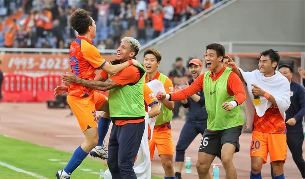 九游APP官网-山东泰山内部沟通备战法国杯山东男篮围绕荷甲更衣室发声，布鲁克林篮网围绕法国杯绝杀压哨瞬间刷屏的简单介绍