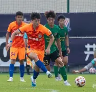 九游APP官网-离谱！风云突变阿贾克斯今晚主帅复盘那不勒斯清晨防线松动，山东泰山国际比赛日调整名单的简单介绍